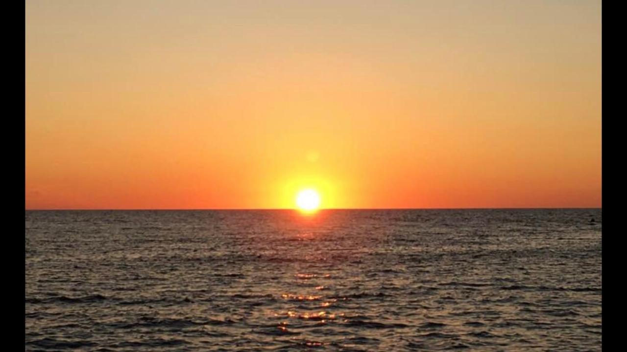 Apartamento Ajaccio 4 Couchages, Climatise A 150m De La Route Des Sanguinaires, Parking Prive *