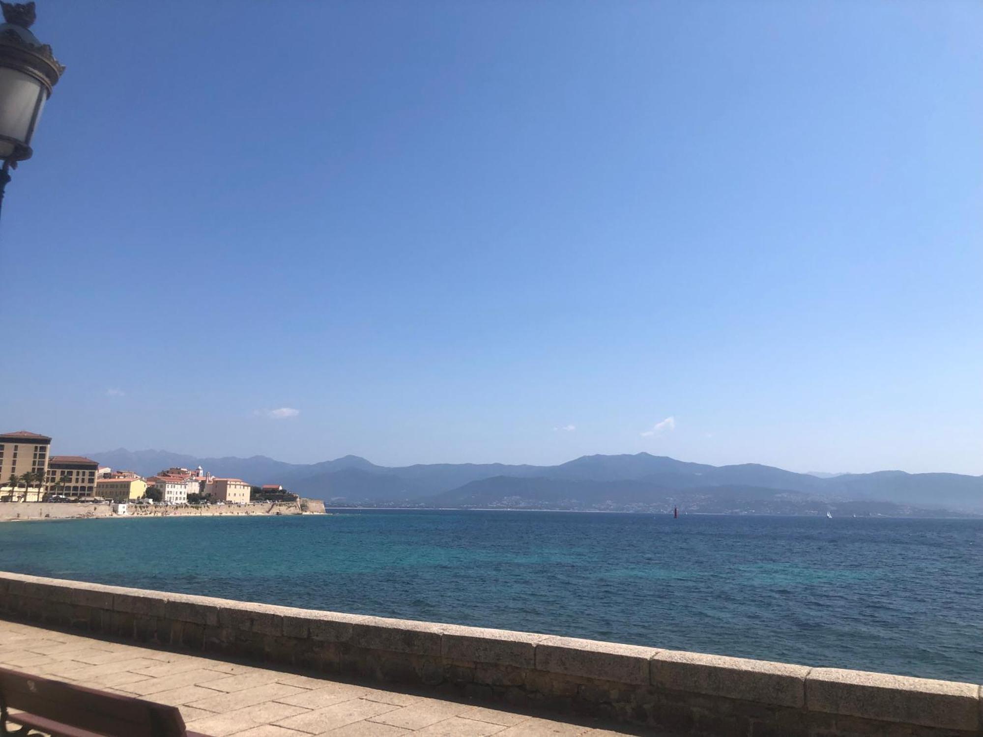 Ajaccio 4 Couchages, Climatise A 150m De La Route Des Sanguinaires, Parking Prive Apartment Ajaccio (Corsica)