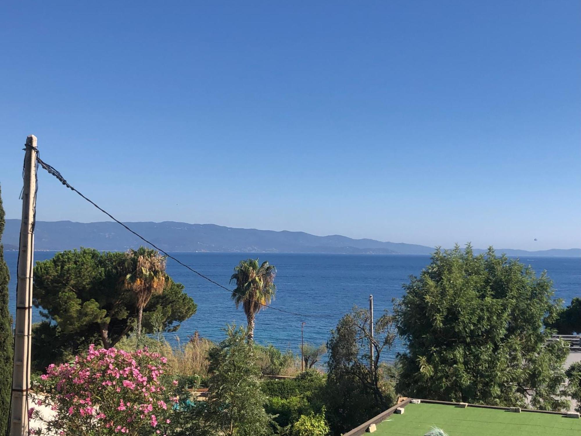Apartment Ajaccio 4 Couchages, Climatise A 150m De La Route Des Sanguinaires, Parking Prive
